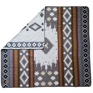 Cotacachi King Blanket/2 Cotacachi Pillow Covers Bundle