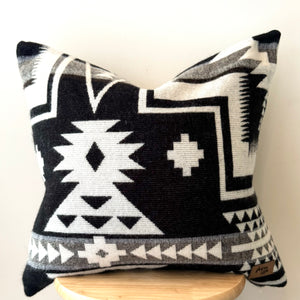 Tulcan Pillow Cover // Black/Cream/Grey