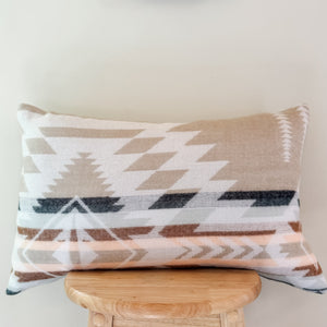 Puyo Lumbar Pillow Cover // Beige/White/Rust/Peach