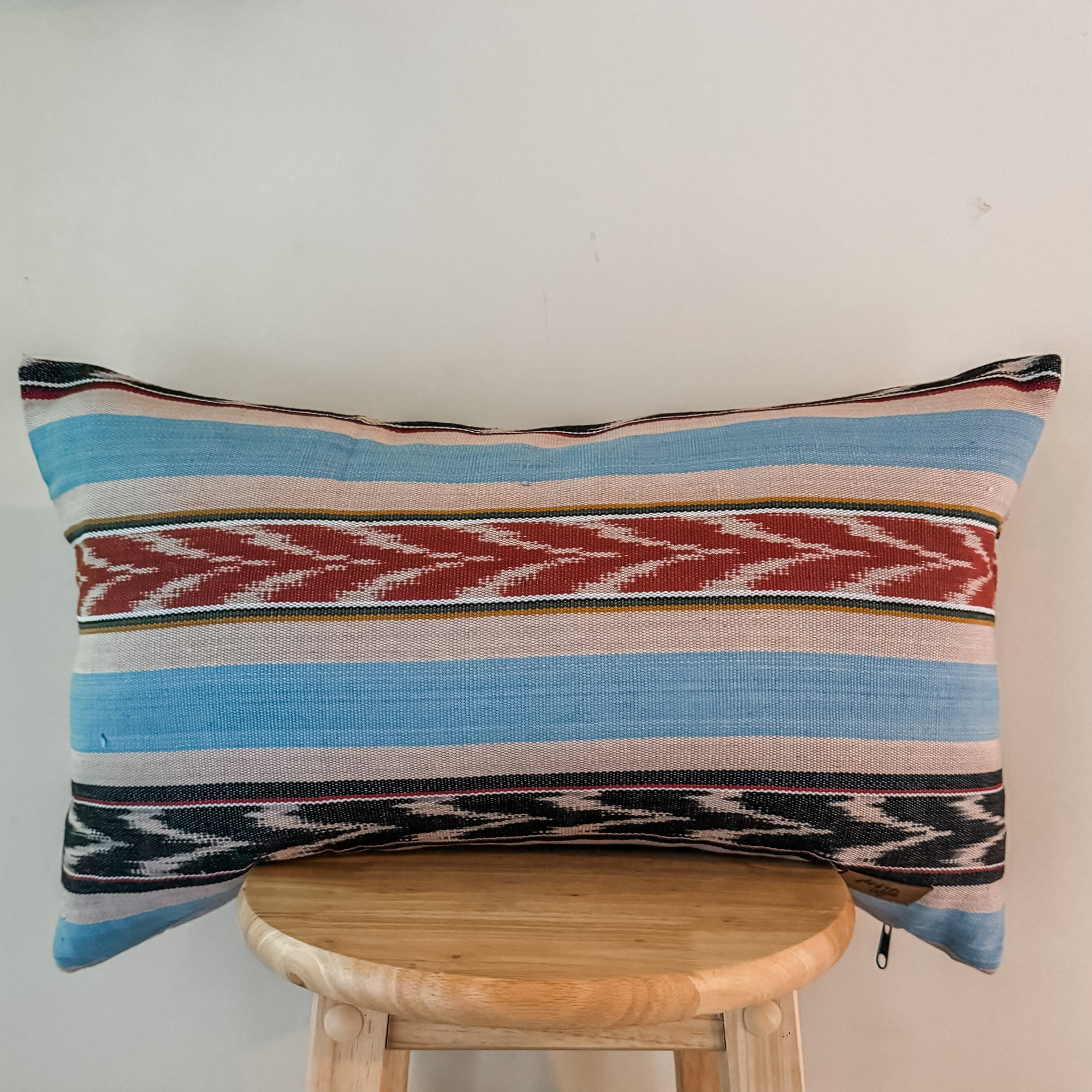 Beige/Blue/Rose Lumbar Pillow Cover