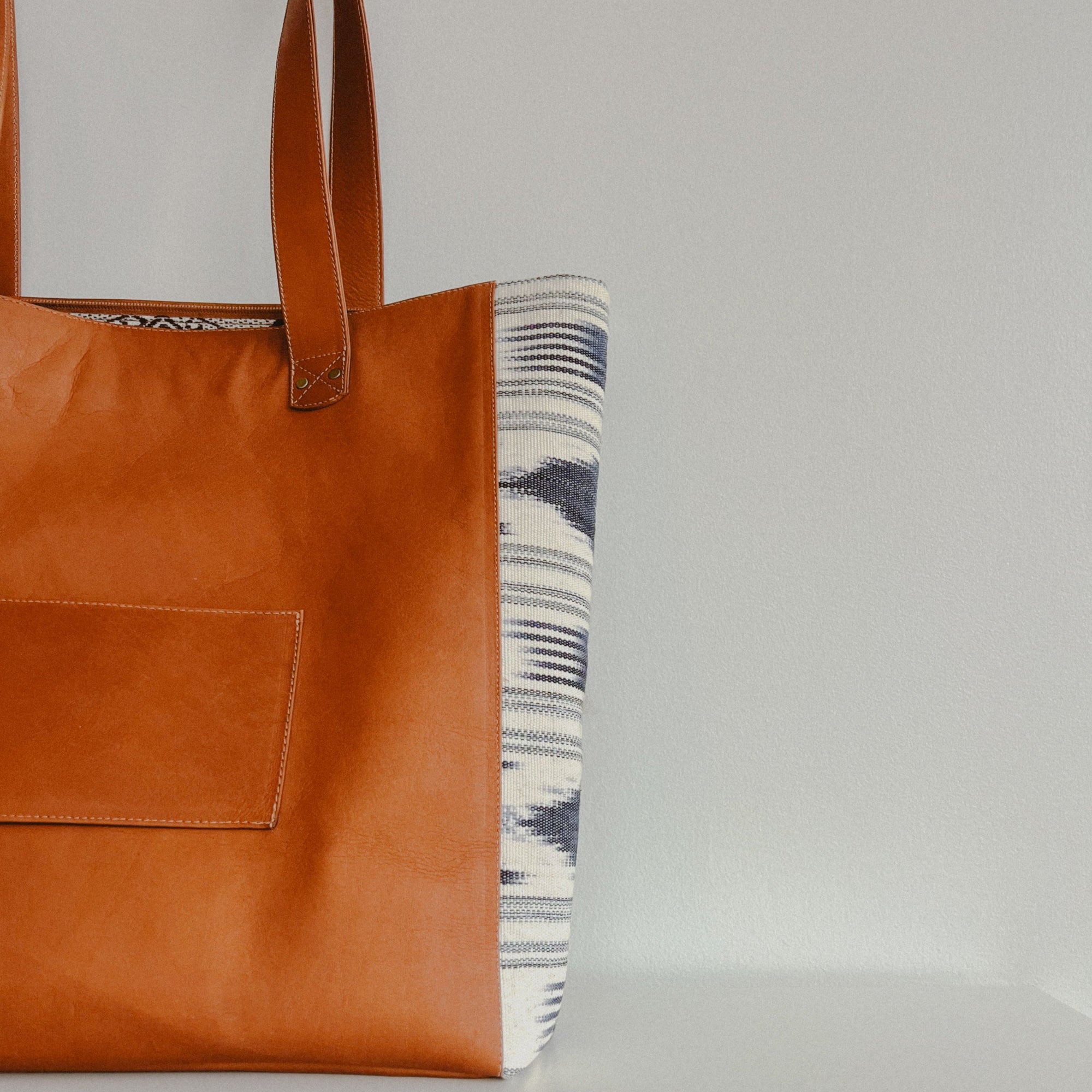 Guate Carryall Tote Bag