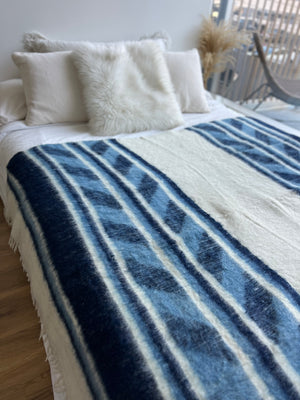 Pana Wool Blanket  //  Cream/Blue