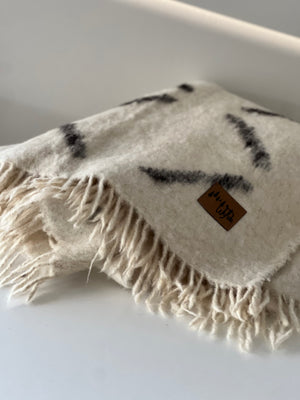 Antigua Wool Blanket  //  Cream/Black